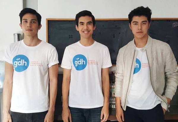 นาย ณภัทร