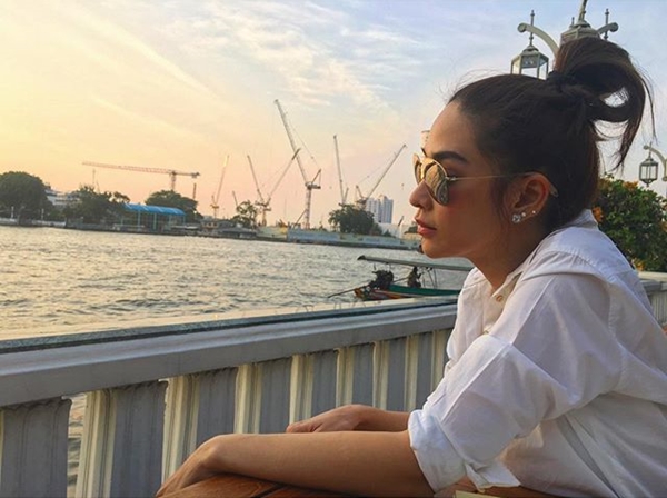 พลอย เฌอมาลย์