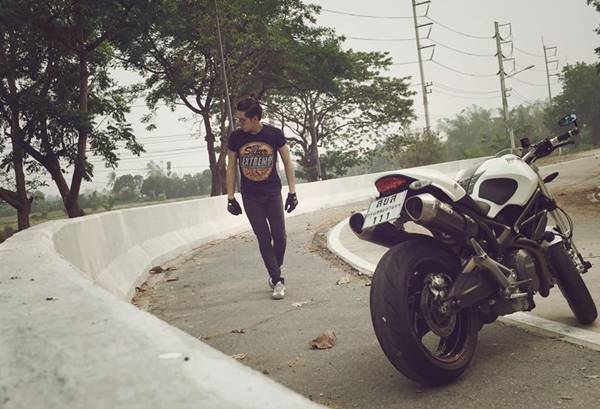 ด็อจ พันธ์ธวัช