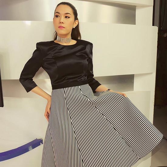 เมย์ เฟื่องอารมย์