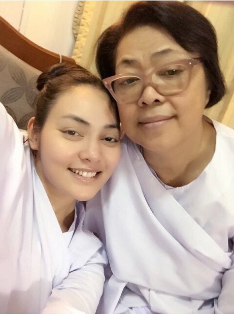 ตั๊ก บงกช