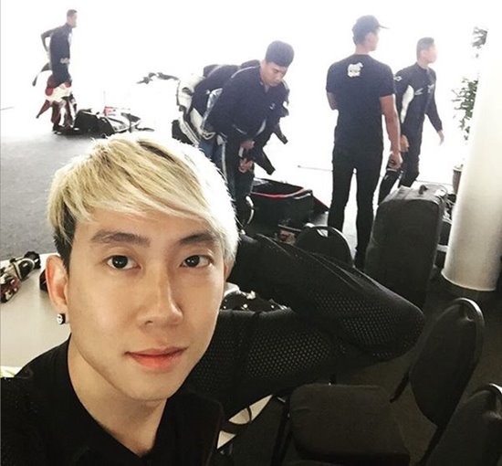 เบนซ์ เรซซิ่ง 