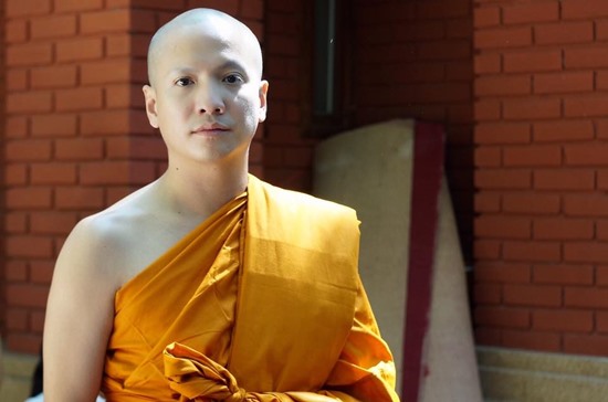 เป๊ก ผลิตโชค ดิม Tattoo Colour บวชถวายในหลวง ร.9