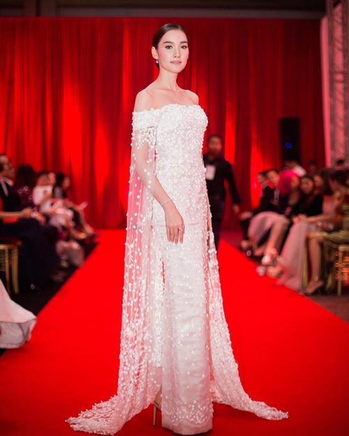 เดียร์น่า ฟลีโป