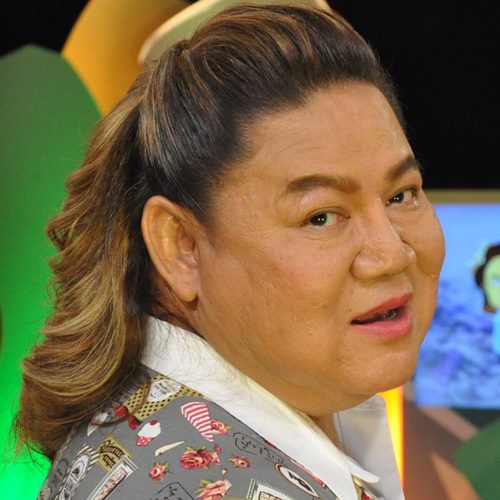 เมย์ จงเลิศเจษฎาวงศ์ ภรรยาของ อ.ยิ่งศักดิ์