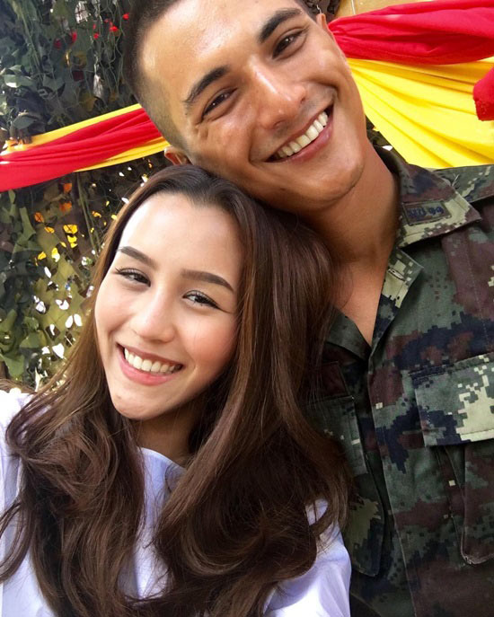 ชิน-ชาโน-กวิน ในวันเยี่ยมญาติทหาร ครอบครัวมาหาพร้อมหน้าพร้อมตา