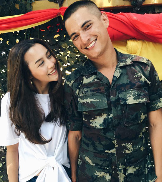 ชิน-ชาโน-กวิน ในวันเยี่ยมญาติทหาร ครอบครัวมาหาพร้อมหน้าพร้อมตา