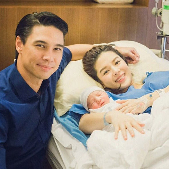 น้องดีแลน ลูกชายแม่ลีเดีย พ่อแมทธิว ลืมตาแล้วฮับ น่ารักน่าเอ็นดู 