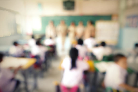 สาวร้องสถาบันสอนภาษาชื่อดัง จัดทดลองเรียนฟรี สุดท้ายจบที่การยัดเยียดขายคอร์ส