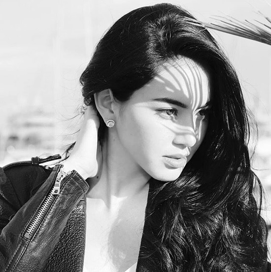 ใหม่ ดาวิกา โดนสตรอว์เบอร์รีถล่ม IG งานนี้เจ้าตัวตอบกลับแบบชิล ๆ