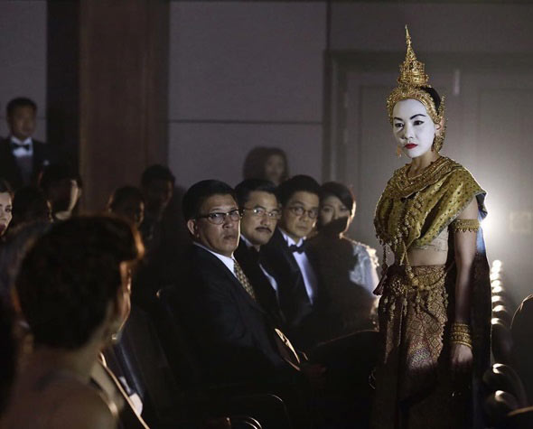 เป๊ะเว่อร์ ! เมญ่า ซันซัน แปลงโฉมเป็น คุณอุดร ขอสู้ คุณอุบล แห่ง พิษสวาท