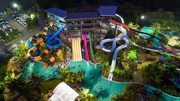 Black Mountain Water Park 