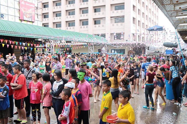 เที่ยวสงกรานต์ 2559 