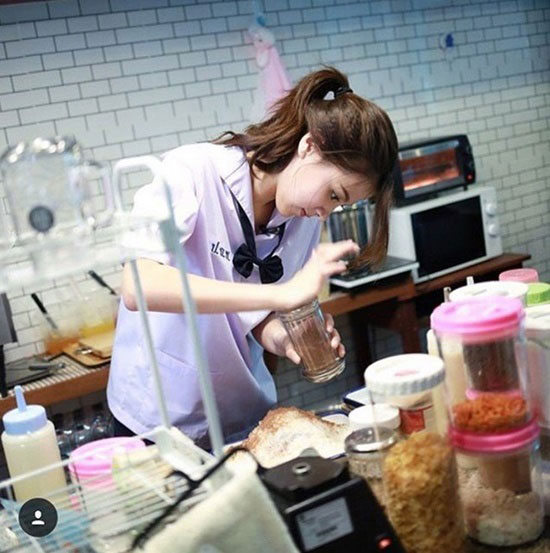 ใบเฟิร์น พิมพ์ชนก 