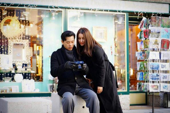 แอน ทองประสม เอ ทินพันธ์