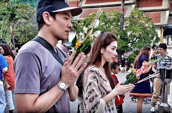 วุ้นเส้น ชาคริต