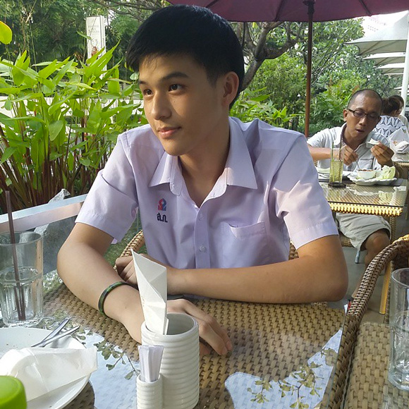 สกาย วงศ์รวี