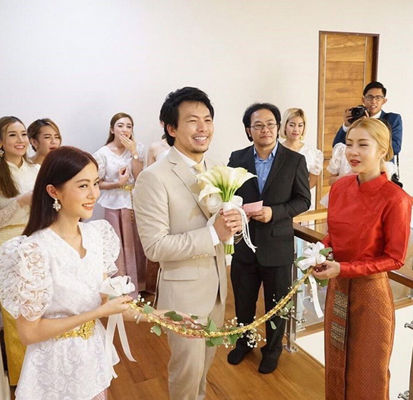หญิงแย้ แต่งงาน