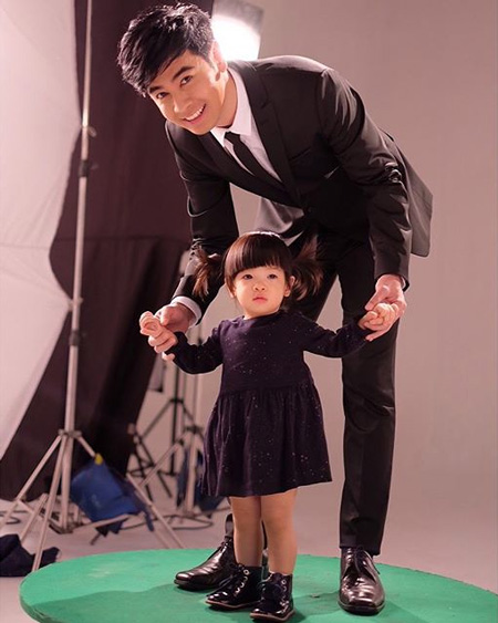 น้องรีนา ลูกสาว ออย เธอ