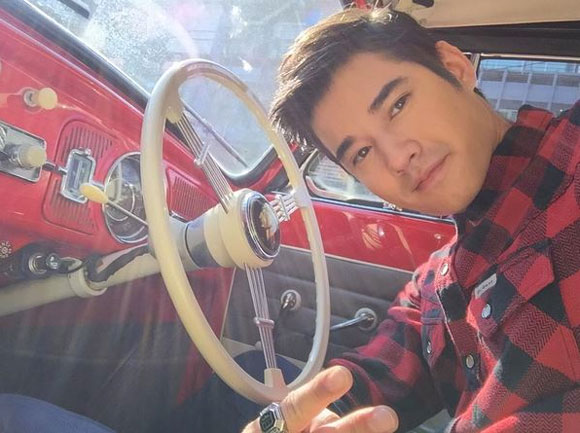 มาริโอ้ เมาเร่อ ร้องเพลง