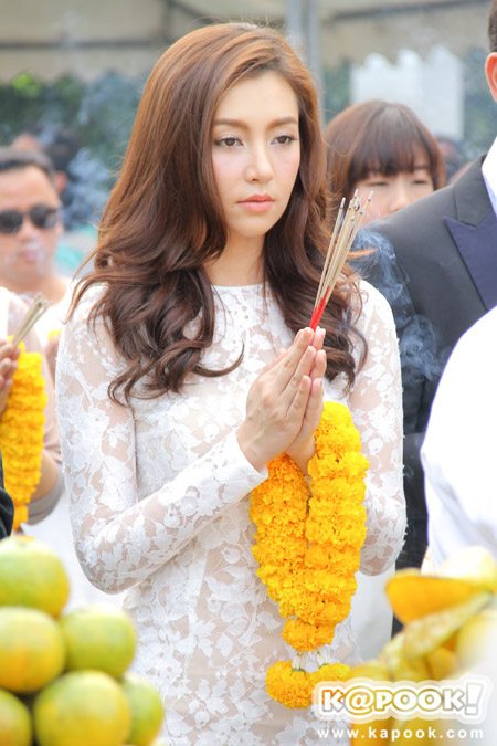 ละคร เพลิงบุญ บวงสรวง