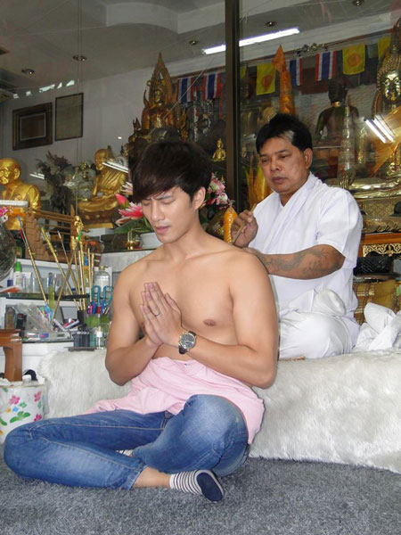 ธัญญ่า บี้ kpn สักยันต์ 5 แถว