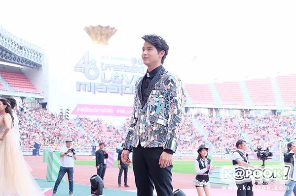 เจมส์ จิรายุ