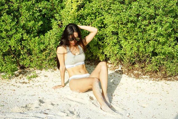 เบเบ้ ธันย์ชนก