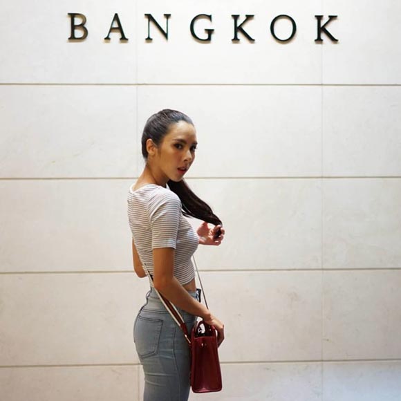 เบเบ้ ธันย์ชนก