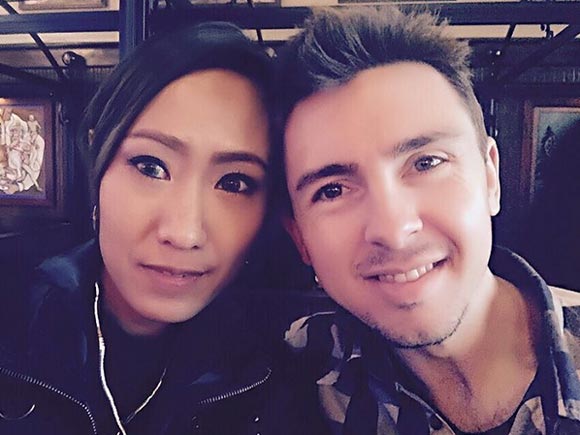 เด็บบี้ บาซู