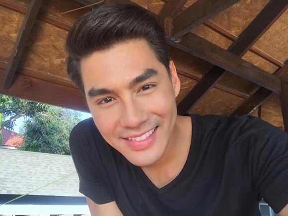 เพ็ชร ฐกฤต แฟน