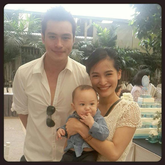 บ้าน พลอย ปีเตอร์