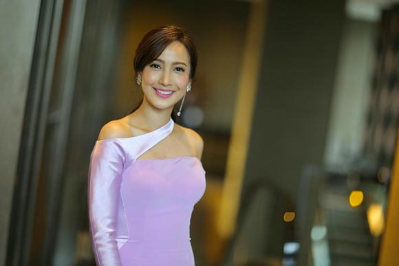 แต้ว ณฐพร