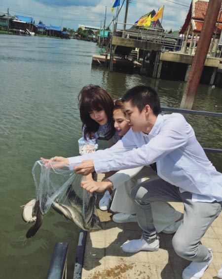 กอล์ฟ ขวัญ