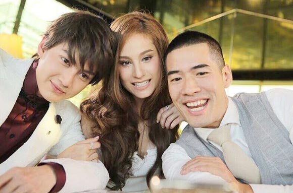 กอล์ฟ ขวัญ