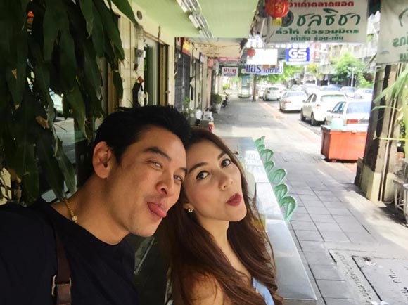 ชาคริต วุ้นเส้น