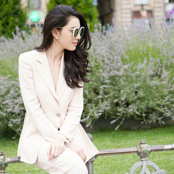 ใหม่ ดาวิกา