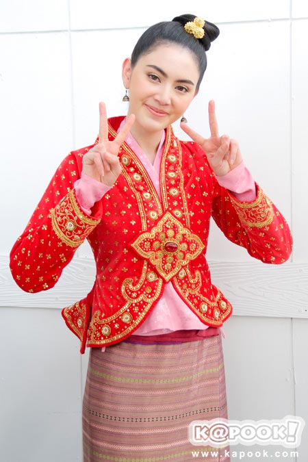 ใหม่ ดาวิกา