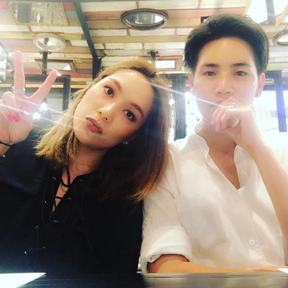 โมเม นภัสสร