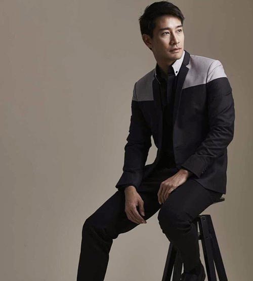 ป้อง ณวัฒน์ เอเลน่า