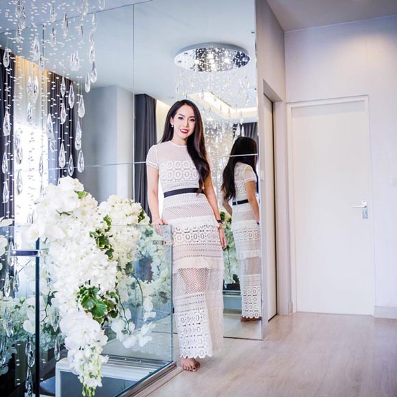 เรือนหอ ออฟฟี่ แม็กซิม