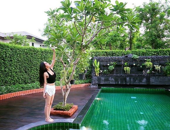 เรือนหอ ออฟฟี่ แม็กซิม