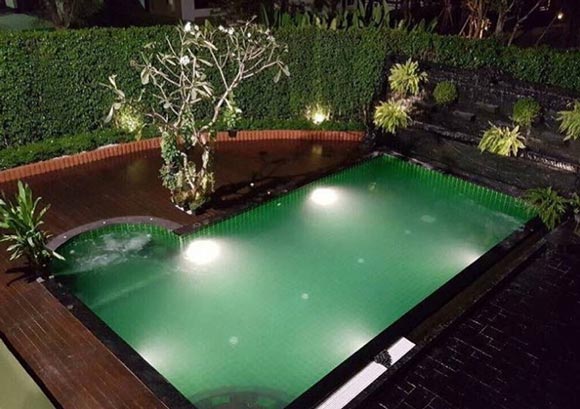 เรือนหอ ออฟฟี่ แม็กซิม