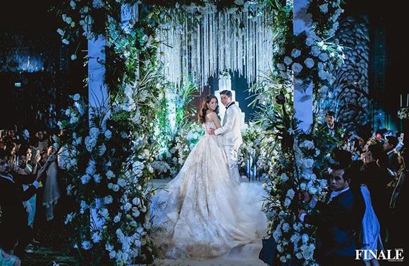 งานแต่ง ออฟฟี่ แม็กซิม