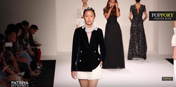 แก้ม วิชญาณี ขึ้นร้องเพลงบนเวที Elle Fashion Week 2016