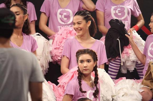 หญิงแมงมุม จีน่า