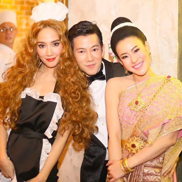หนิง ปณิตา ชุดไทย