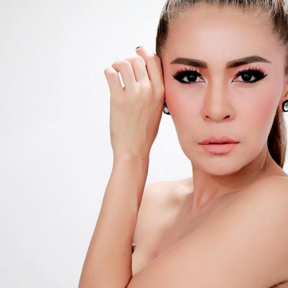 เป็กกี้ ศรีธัญญา