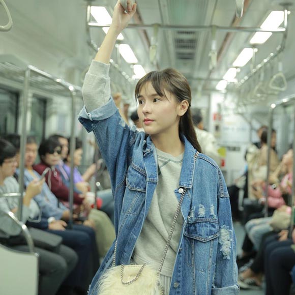 ออม สุชาร์