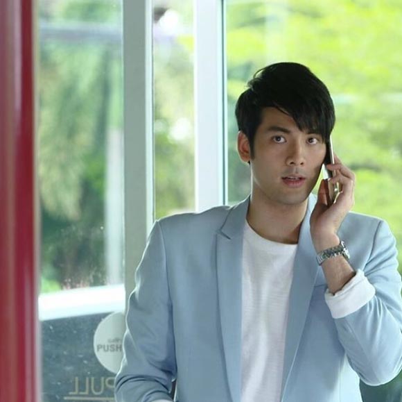บอม ธนิน ละคร ชั่วโมงต้องมนต์